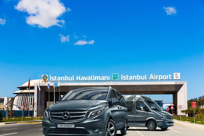 Istanbul Airport : Private Airport Transfer with Welcome Board  (Not valid for single person)